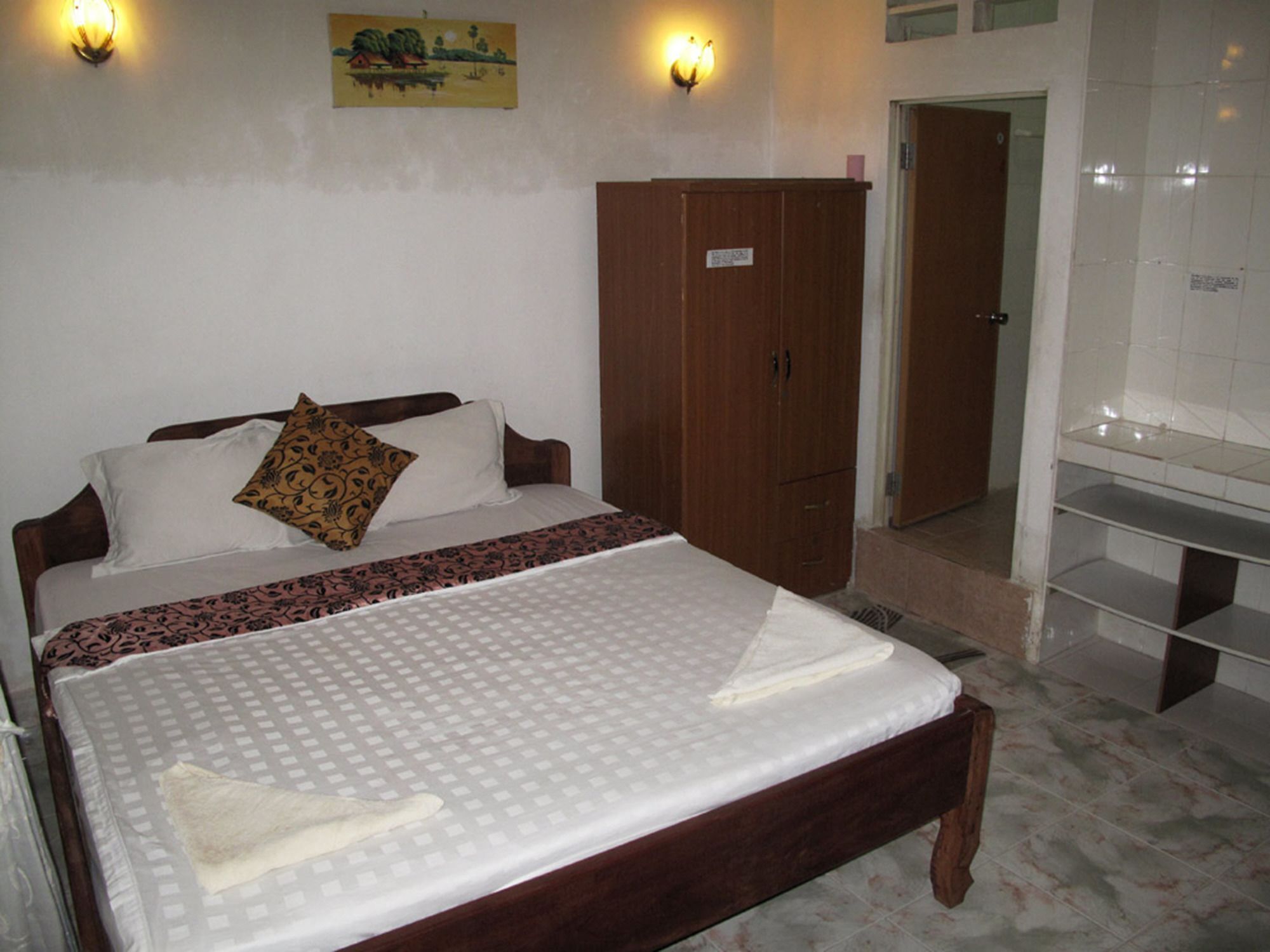 Royal Guest House Пном Пен Екстериор снимка