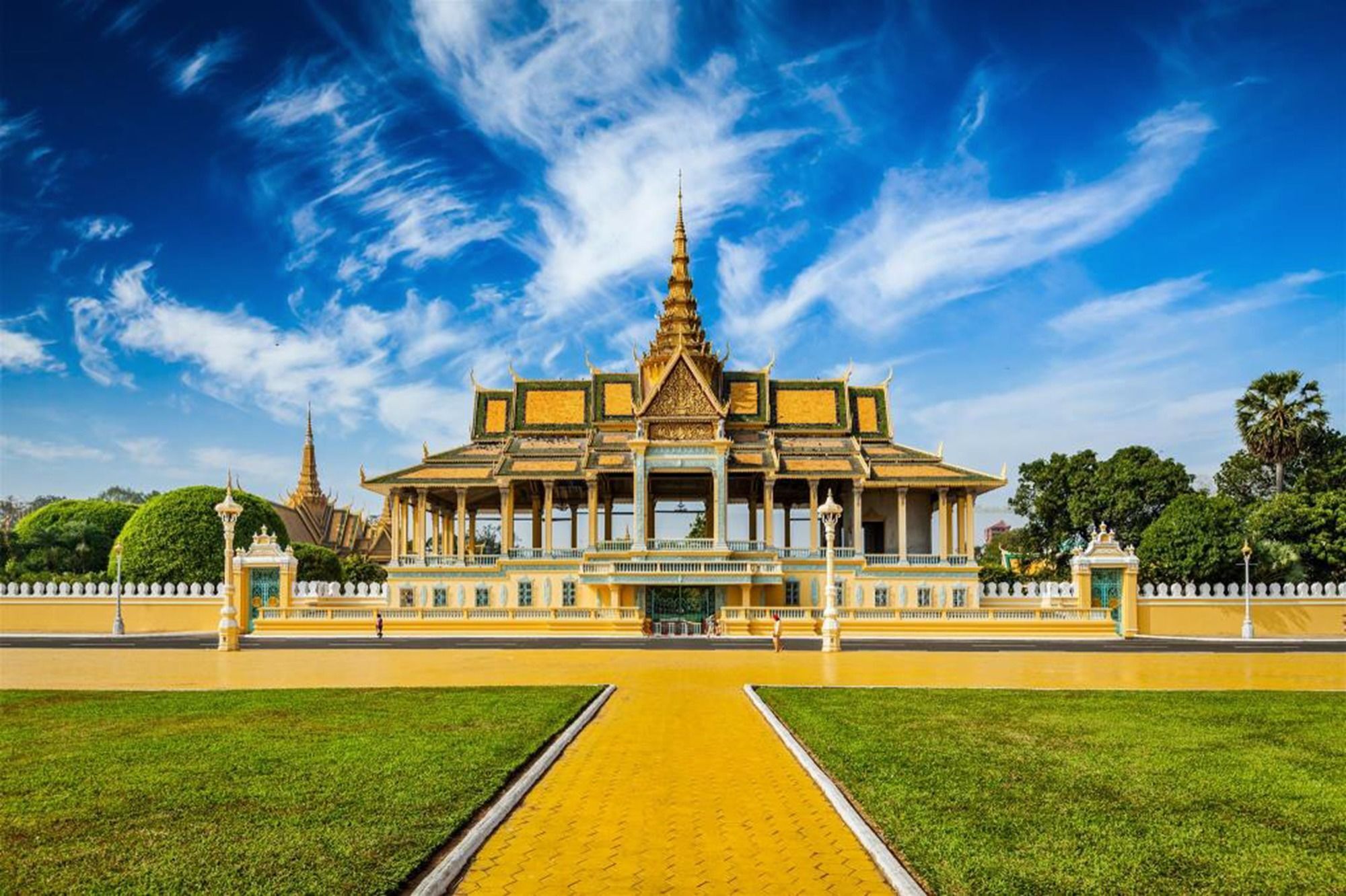 Royal Guest House Пном Пен Екстериор снимка